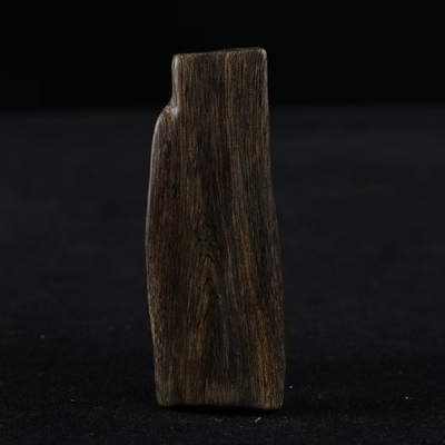 沉水级文莱软丝老料天然沉香素牌高71.8mm宽27mm厚9.6mm重11克