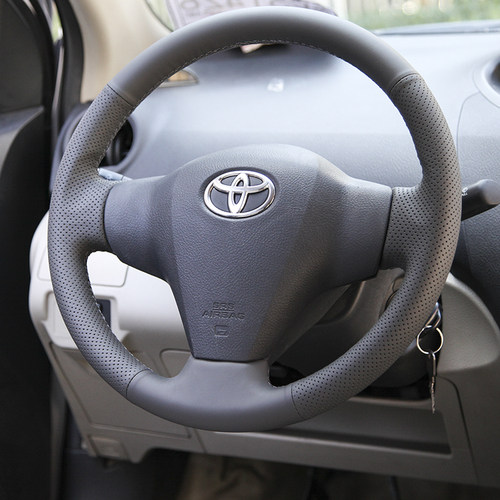 适用于丰田新老款威驰雅力士手缝方向盘套 真皮把套 专用全包辐