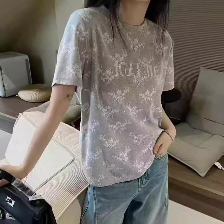 休闲短袖T恤衫女欧洲站2026早春新款时尚刺绣字母拼网纱蕾丝上衣