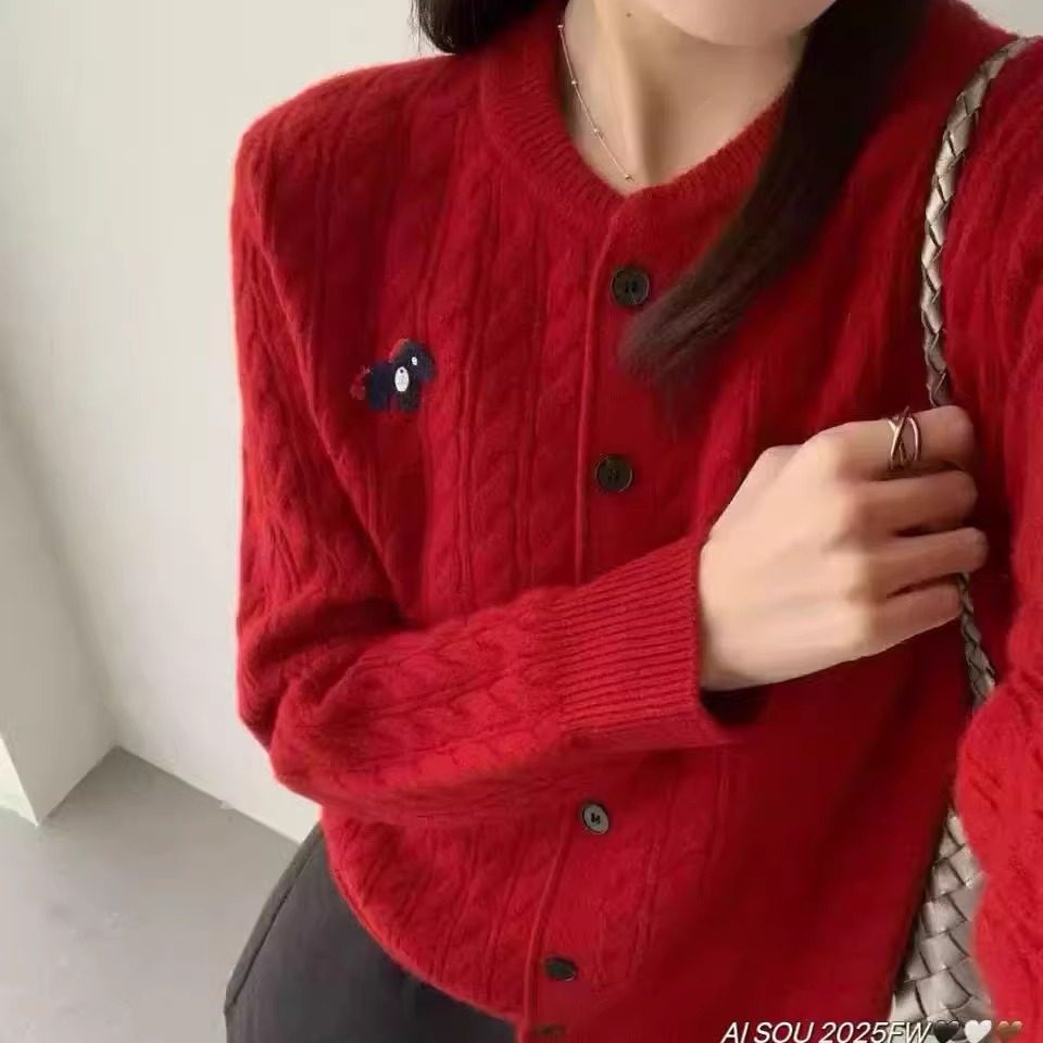 欧货2025冬季新款圆领麻花设计卡通小马洋气针织开衫上衣女时尚