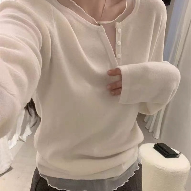 拼接木耳边剪刀领长袖磨毛T恤