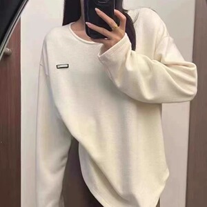 韩版简约宽松休闲贴标长袖羊绒T恤女秋冬加厚侧开叉中长内搭打底