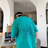 湖绿色