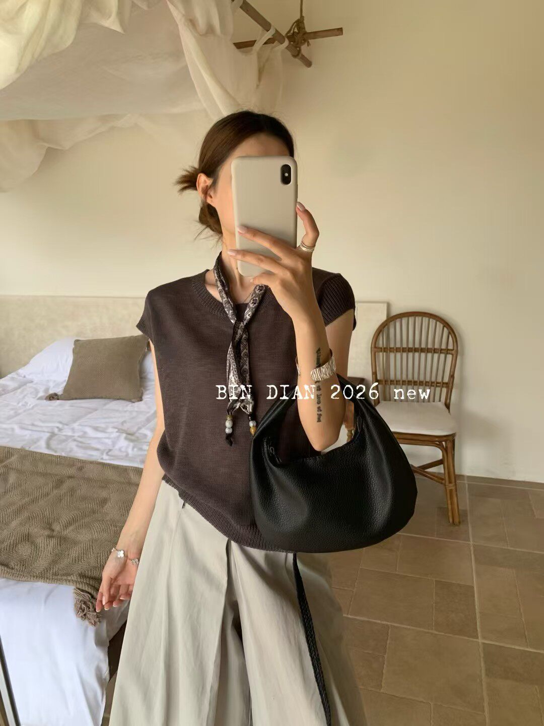 缤典春夏韩时尚百搭圆领无袖丝巾气质显瘦百搭T恤宽松上衣女66611