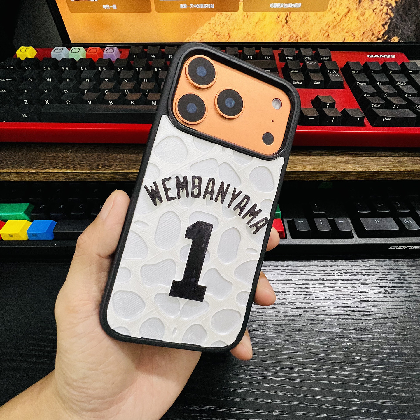 马刺文班亚马1号球衣苹果iPhone17pro max手机壳立体个性16/17保护套潮男女17air小众硬壳16plus高级感丝绸新