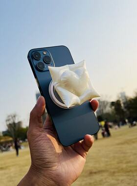 个性爱心枕头苹果magsaf磁吸iPhone手机支架小众3D立体气囊支撑架