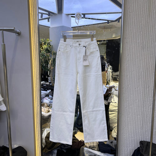 高腰修身显瘦直筒牛仔裤女
