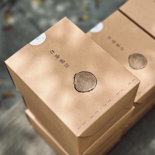 掌柜私藏白茶 分享给大家 云南头春古树月光白月芽野白 花果香甜