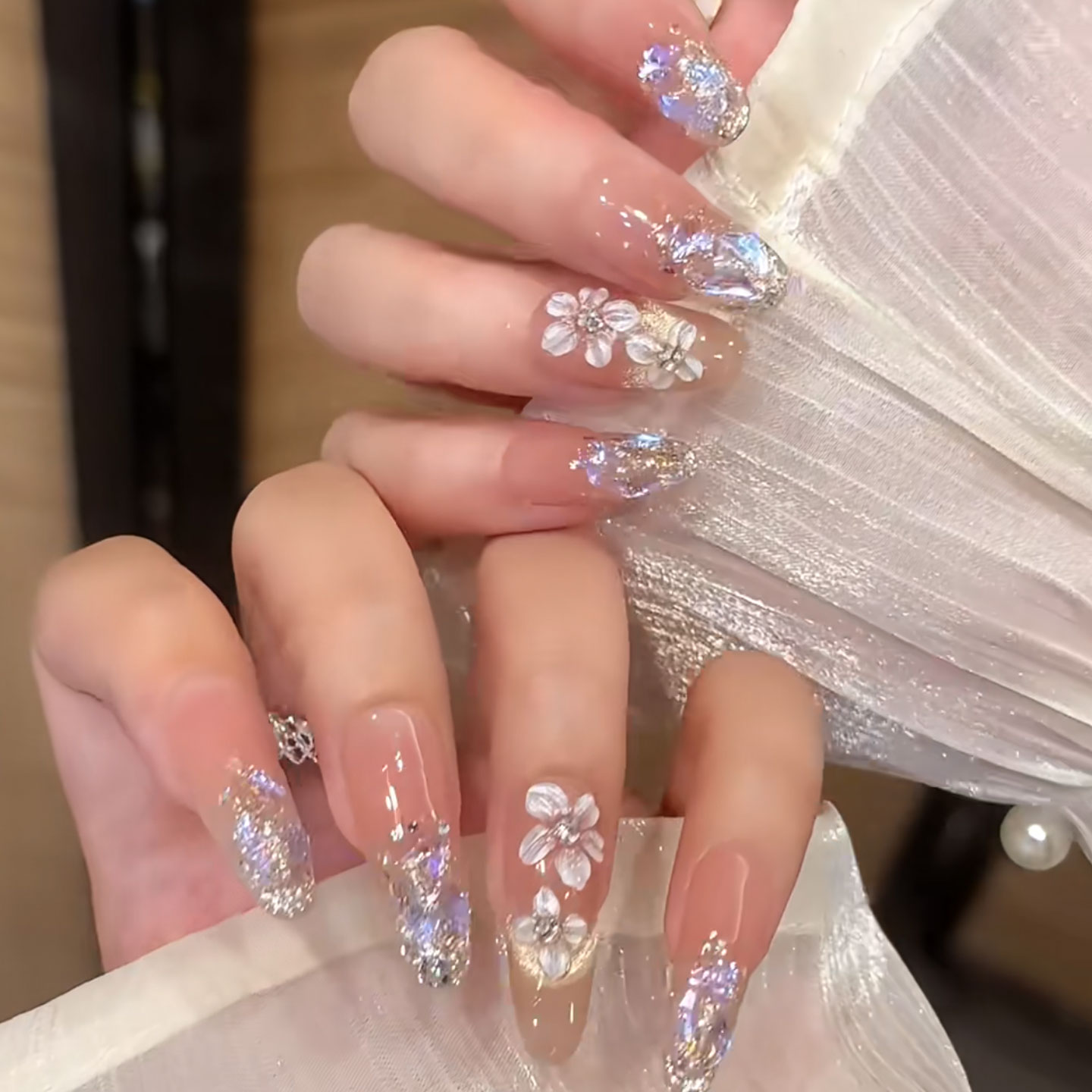 冰晶落雪高品质雕花手工美甲