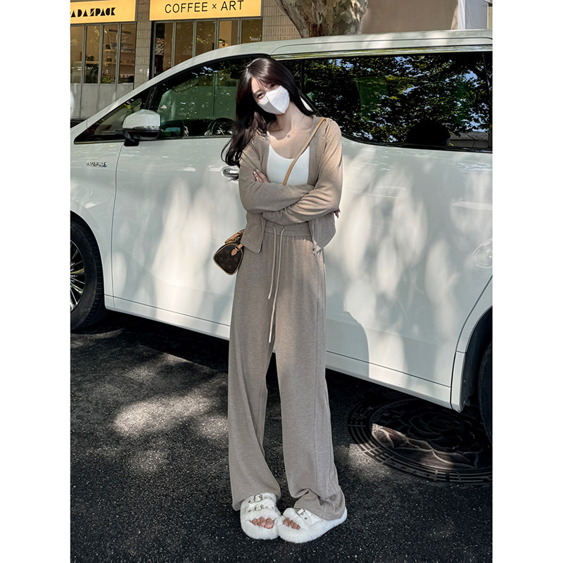 燕麦阔腿德绒裤女2026春季新款加绒加厚垂感显瘦直筒休闲糯米裤女