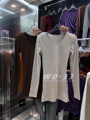WU.33韩版冬加绒垫肩中长款T恤女