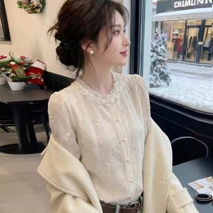 新款 时尚 春季 女长袖 宽松显瘦洋气上衣 气质花瓣领钉珠刺绣雪纺衬衫