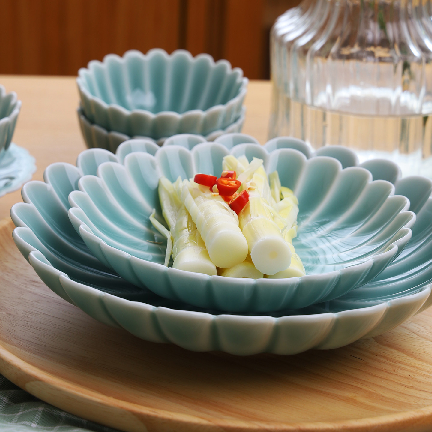 龙泉青瓷盘子家用中式花边菜盘陶瓷盘酒店高级感深盘餐具凉菜盘子