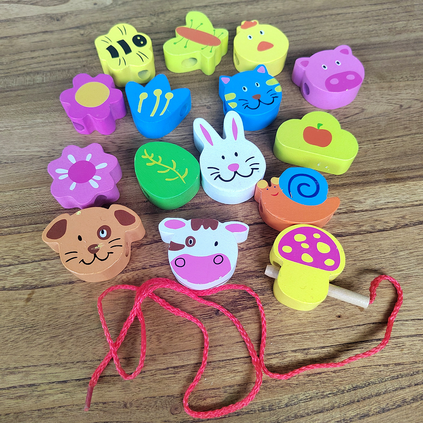 新款木制三款交通儿童早教宝宝玩具 益智穿线积木串珠婴幼儿串珠