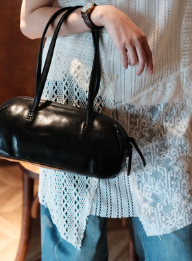 葱木 轻奢小众复古波士顿保龄球包 黑色通勤单肩腋下包植鞣皮女包