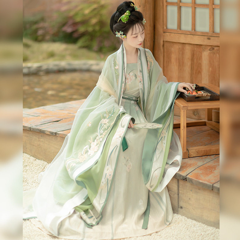 洛竹服饰清欢宋制渐变绣花对襟大袖衫吊带一片齐腰百褶裙汉服女