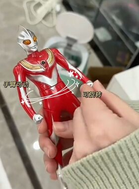 旋转奥特曼玩具蜘蛛侠钢铁侠美队绿巨人迪迦人偶摆件儿童玩具男孩