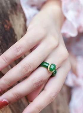 Merry珠宝碧玉戒指颜色翠绿