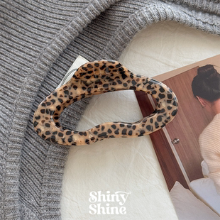 Shiny Shine新款法式镂空豹纹抓夹女设计感鲨鱼夹发夹大号发量多