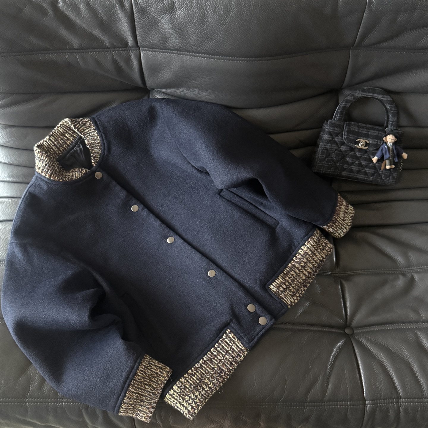 三角贴布蓝色飞行员夹克棒球服