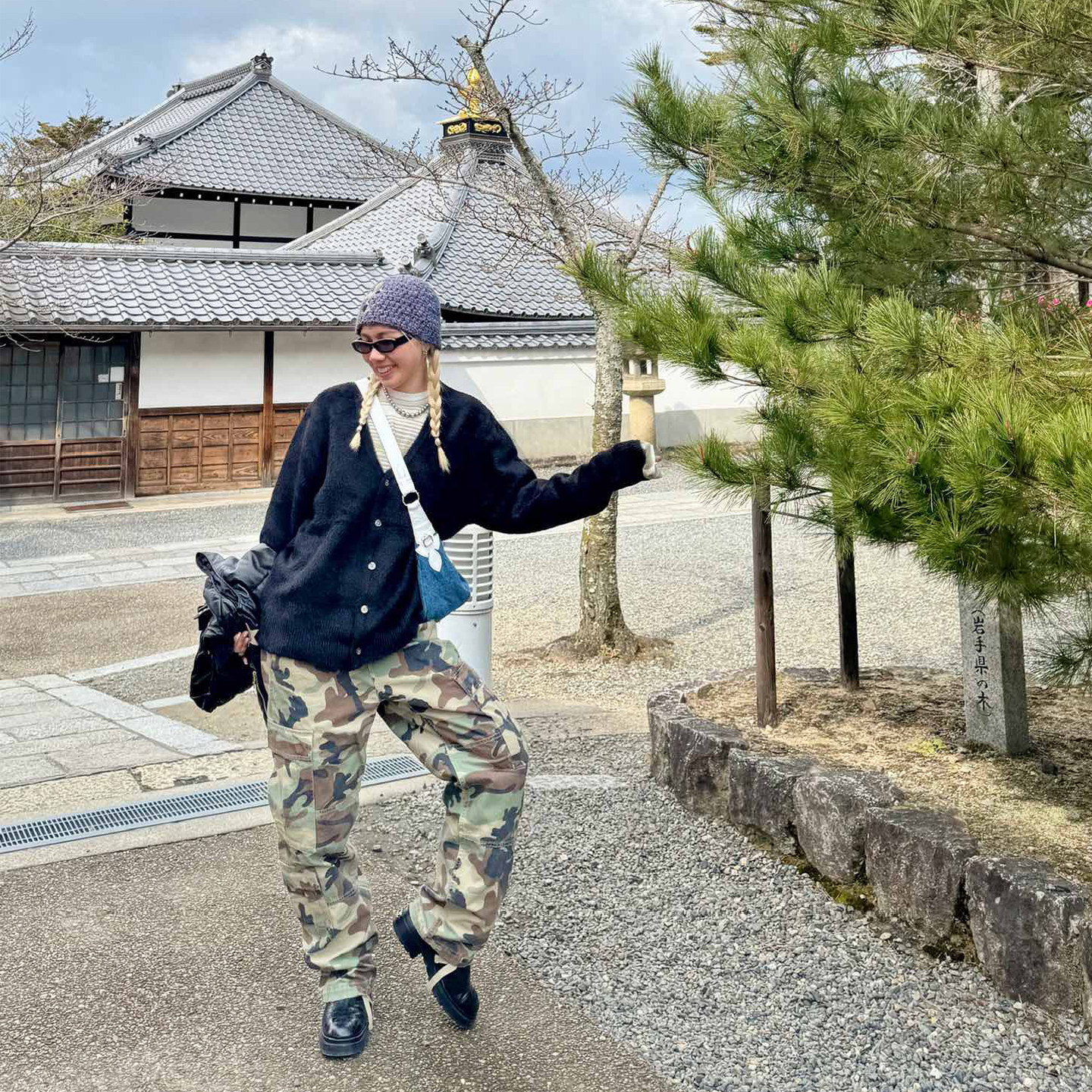 博主风V领宽松针织开衫