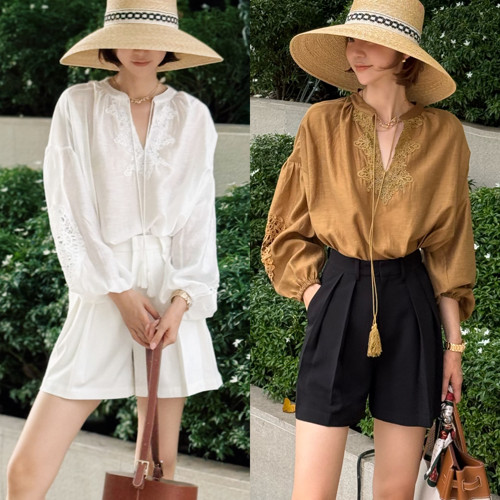 柔感宽松半透视双色蕾丝衬衫上衣