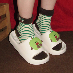 男女室内外拖鞋防滑学生宿舍新款浴室夏季个性可爱红绿苹果凉拖鞋