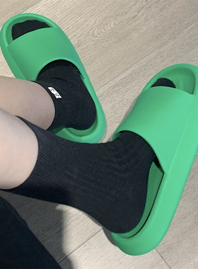 情侣简约绿色家用凉拖鞋女夏休闲居家eva防臭软底浴室洗澡拖鞋男