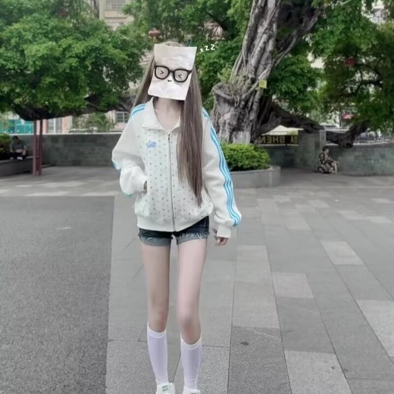 小众通勤风日常穿搭拉链开衫卫衣遮肉女秋季日系显瘦学生百搭外套
