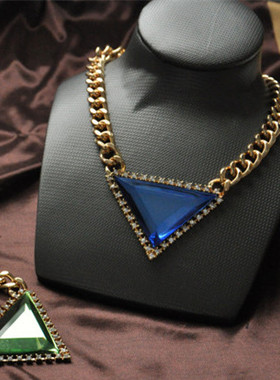 ins风欧美大牌蓝色三角形吊坠全镶钻特别款夸张礼服大气短款项链