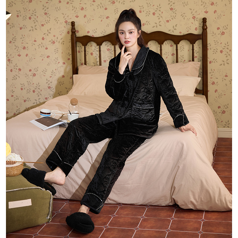 新款睡衣秋冬季三层夹棉加绒加厚可外穿保暖开衫女士女家居服