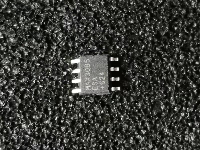 驱动收发器 MAX3085ESA MAX3085CSA SOP8 MAX 原装原装 假一赔十