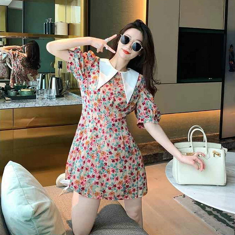 Spring, summer and Autumn New Women's pointed collar Floral Dress