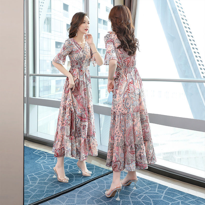 Dress new summer women's Korean style, slim and long, knee length skirt, Floral Chiffon Skirt