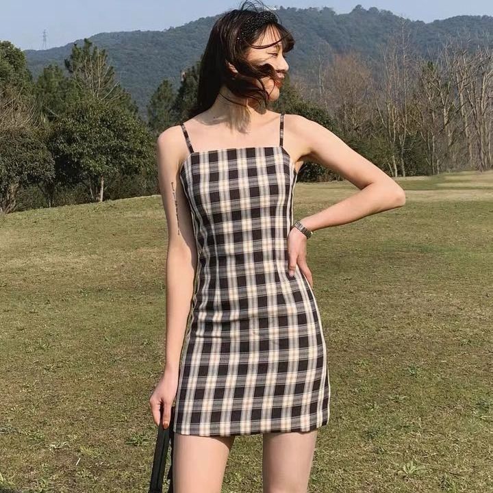 Plaid suspender skirt female student new summer European and American minority skirt retro French waist buttock dress