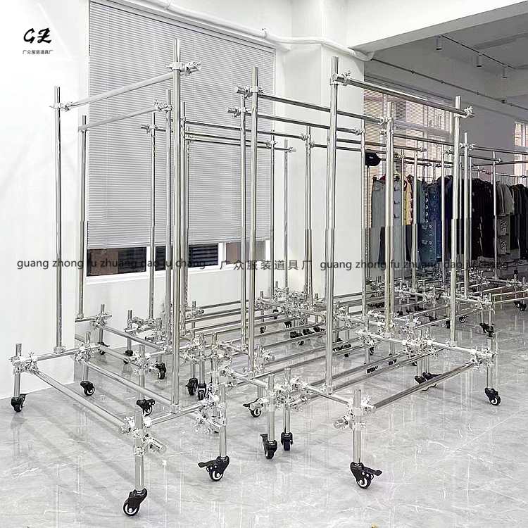 服装店展示架不锈钢脚手架落地式侧挂潮牌店工业风铝材陈列架定制