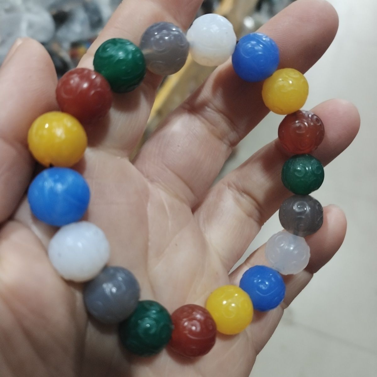 天然彩色玛瑙仿古时来运转如意龙纹手串手链圆珠多色宝石手链男女