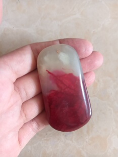 辽宁岫玉烤色鸡血玉属地吊坠挂件大号冰透鸡血把件项链血丝配饰礼