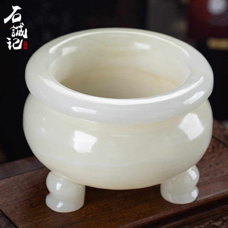 石诚记天然玉石三足香炉