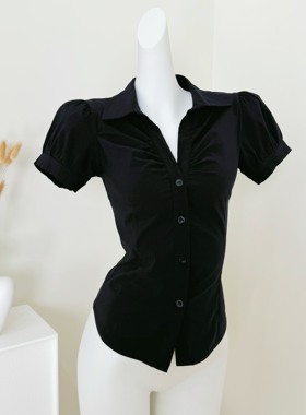 ·Mango·千禧辣妹黑衬衫收腰泡泡袖深V立领上衣修身短袖甜酷暗黑