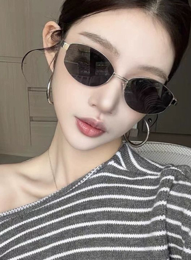 半框墨镜女款高级感小框适合小脸金属银色2025新款椭圆猫眼太阳镜