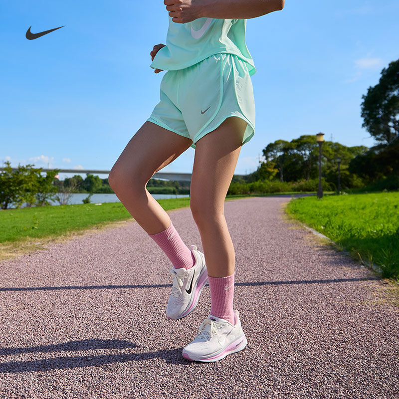 耐克女子透气跑步短裤(含衬裤)速干中腰反光运动裤NIKE HM6097