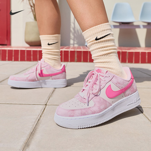 Nike耐克空军一号女子平底运动鞋