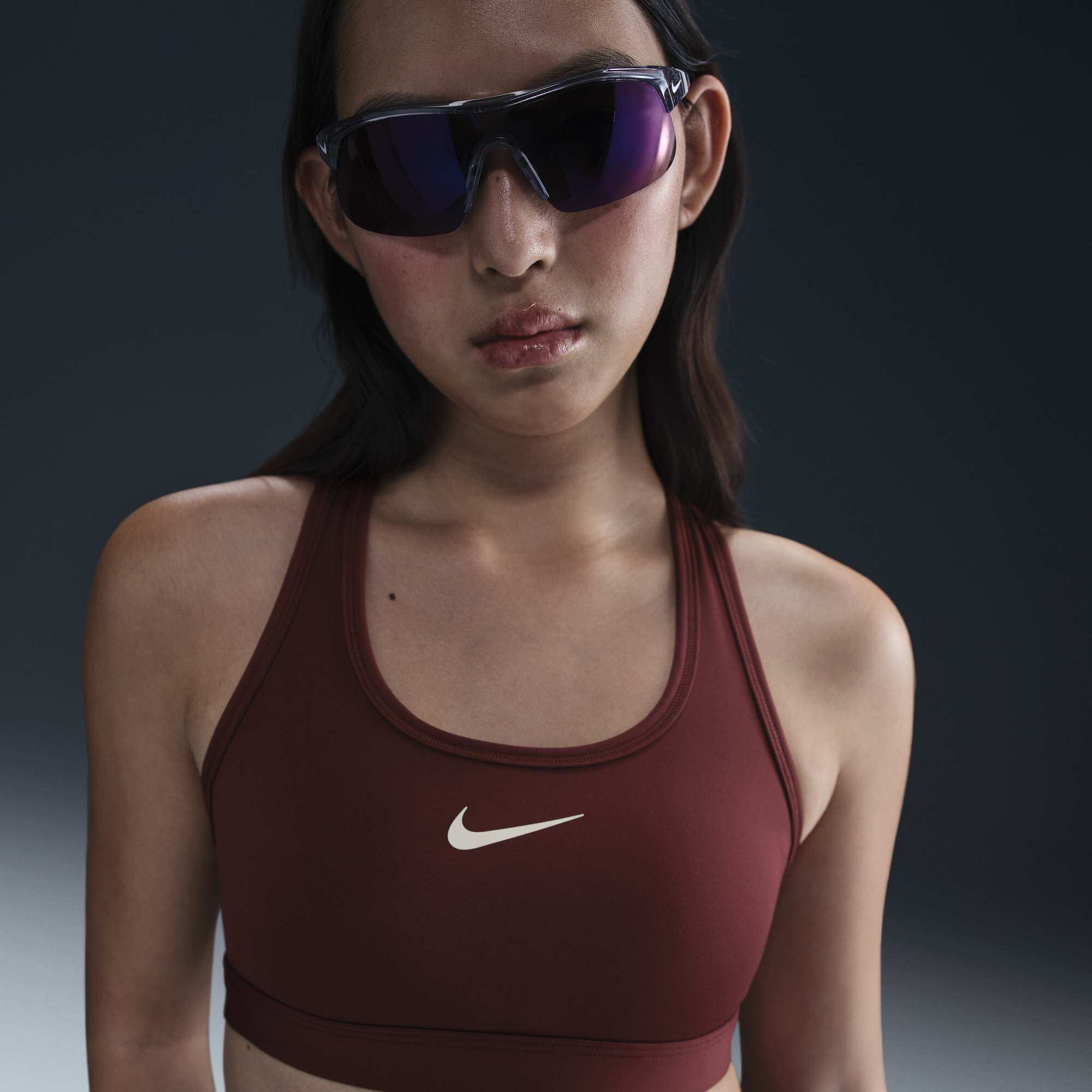 619 темный командный красный/белый