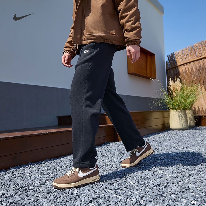 耐克男子加绒直筒长裤冬季新款针织休闲运动刺绣卫裤NIKE FN3732