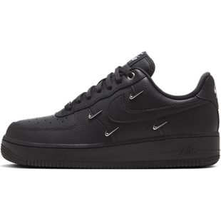 耐克空军一号女子胶底皮面运动鞋冬季NIKE AIR FORCE 1 HQ1180