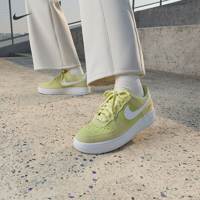 Nike耐克空军一号胶底女子运动鞋