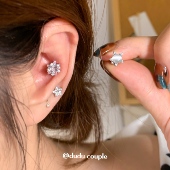 嘟嘟夫妇超闪五星雪花耳骨钉医用钛钢防过敏睡觉免摘耳蜗钉耳饰女