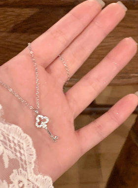 镶钻钥匙吊坠项链锁骨链高级感女