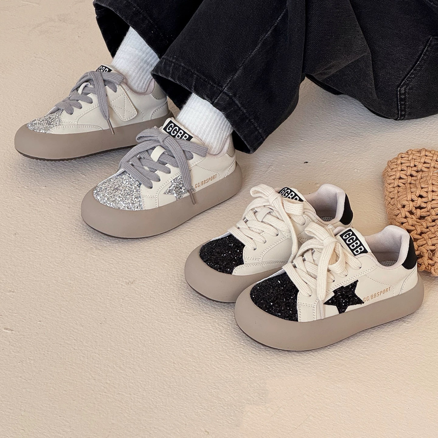 2025秋季新品宝宝鞋子烫钻板鞋儿童板鞋幼儿园休闲星星软底运动鞋